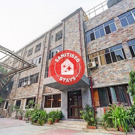 Hotel The Tourist - 1 Min From New Delhi Railway Station Экстерьер фото