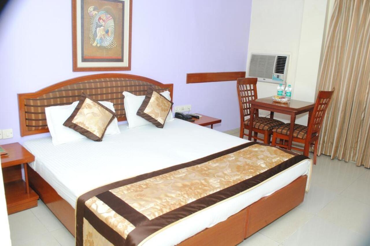 Hotel The Tourist - 1 Min From New Delhi Railway Station Экстерьер фото