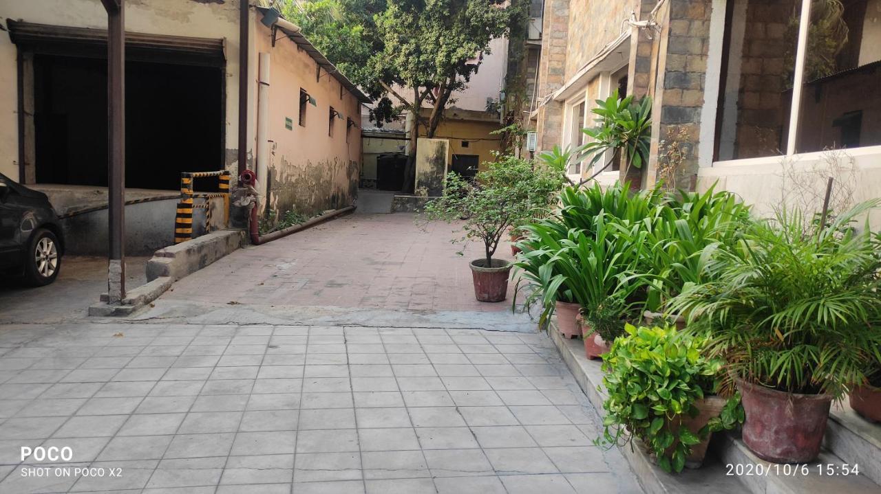 Hotel The Tourist - 1 Min From New Delhi Railway Station Экстерьер фото