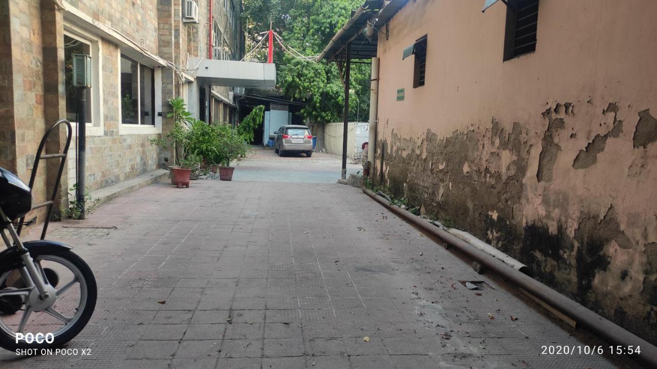 Hotel The Tourist - 1 Min From New Delhi Railway Station Экстерьер фото
