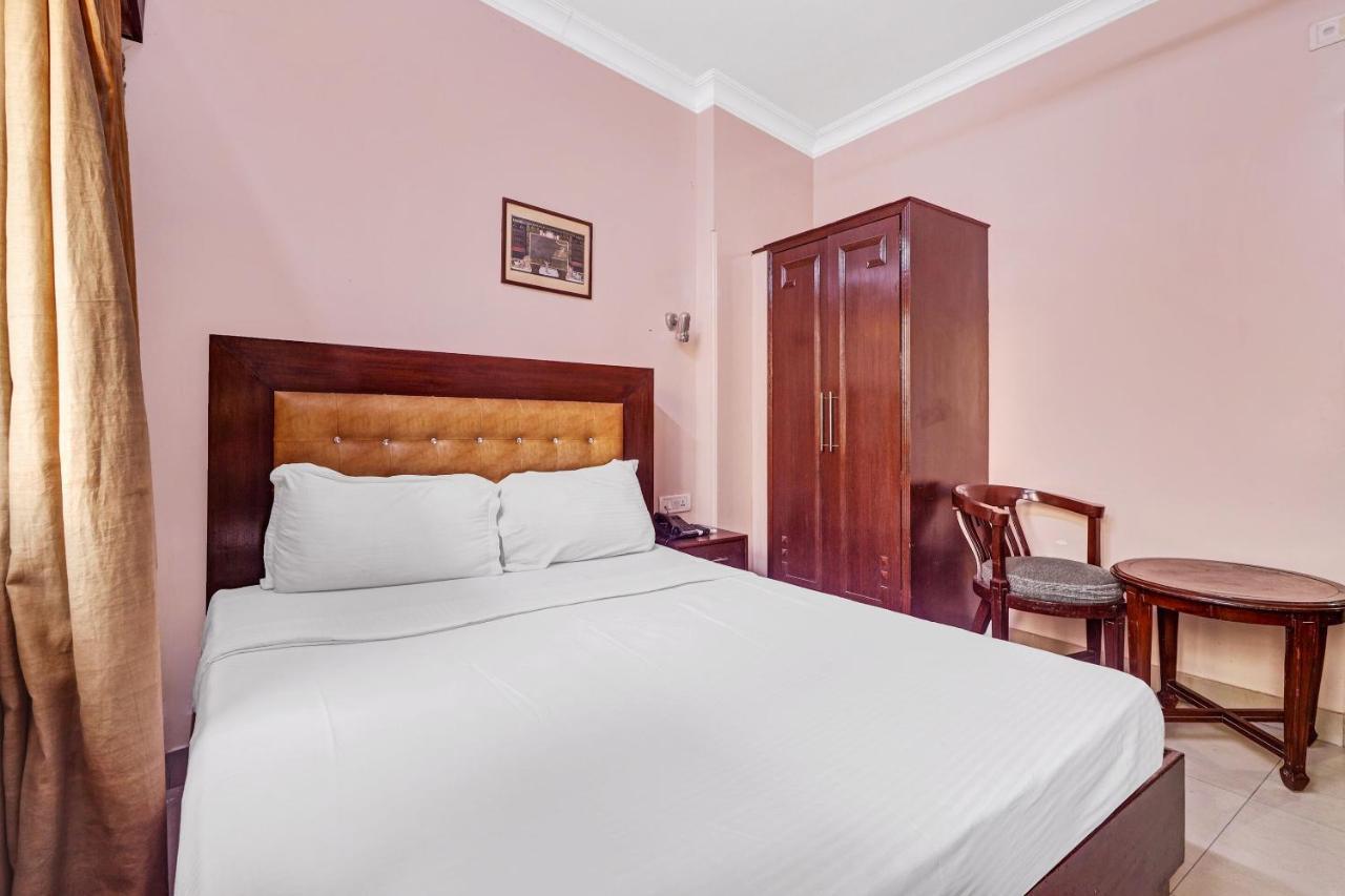 Hotel The Tourist - 1 Min From New Delhi Railway Station Экстерьер фото