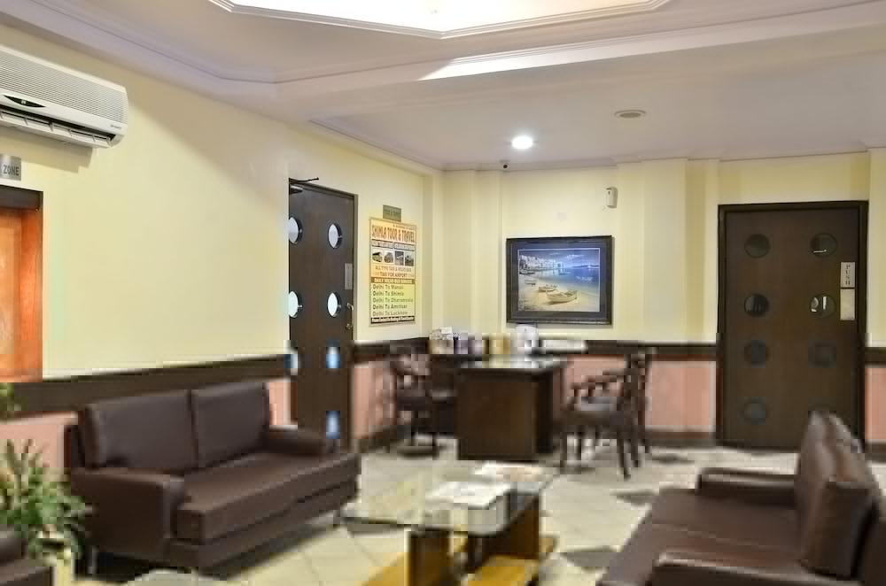Hotel The Tourist - 1 Min From New Delhi Railway Station Экстерьер фото