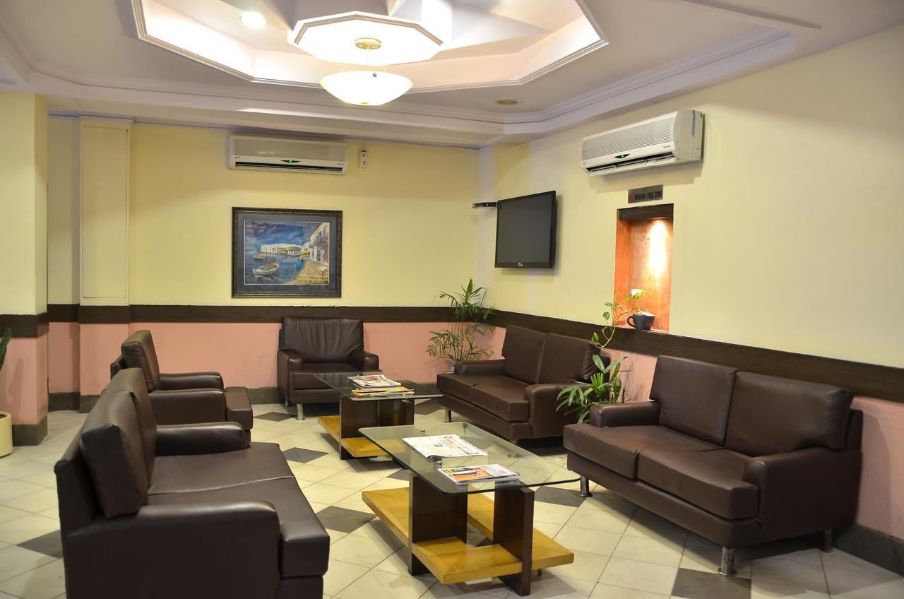 Hotel The Tourist - 1 Min From New Delhi Railway Station Экстерьер фото