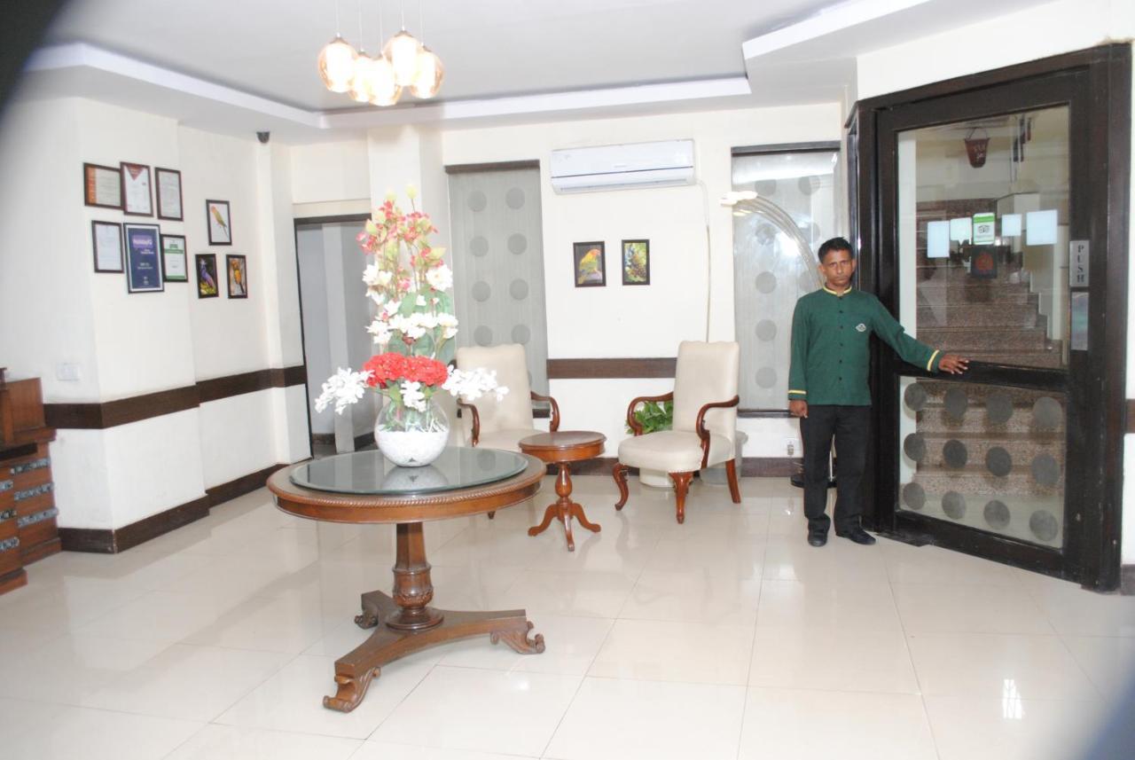 Hotel The Tourist - 1 Min From New Delhi Railway Station Экстерьер фото