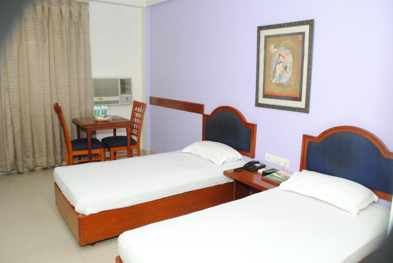 Hotel The Tourist - 1 Min From New Delhi Railway Station Экстерьер фото